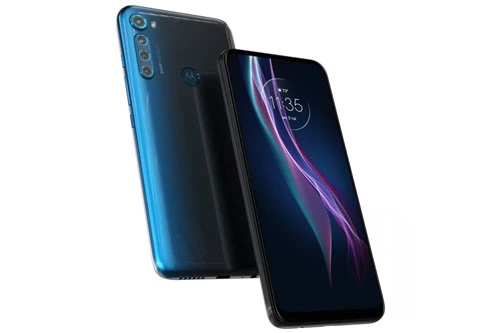 Motorola One Fusion Plus sử dụng vỏ ngoài bằng nhựa giả kính. Máy có kích thước 162,9x76,4x9,6 mm, cân nặng 210 g. 