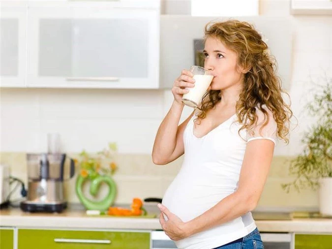 Thực phẩm mẹ bầu tránh xa trong 3 tháng cuối thai kỳ