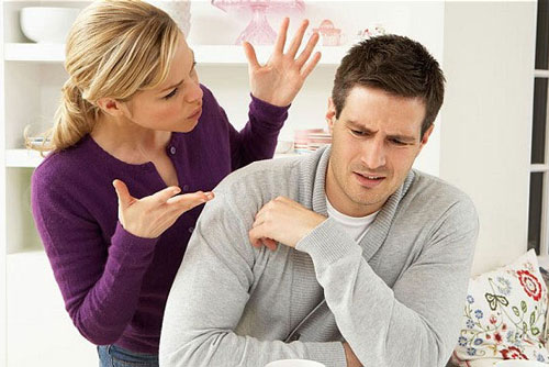 Chồng không đưa bất kỳ đồng lương nào suốt 8 năm kết hôn