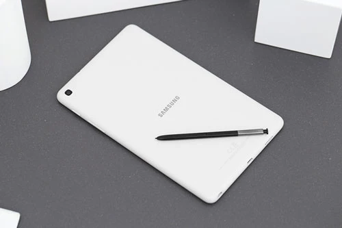 Samsung Galaxy Tab A 8 inch với bút S Pen (2019). Ảnh: Thế giới di động.