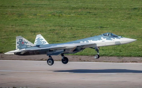 Ấn Độ không muốn chọn Su-57 cho vai trò tiêm kích tàng hình tương lai. Ảnh: Bulgaria Military.