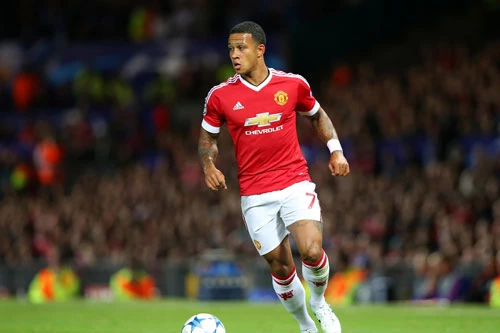 Tiền vệ cánh trái: Memphis Depay (M.U bán cho Lyon, 2017).