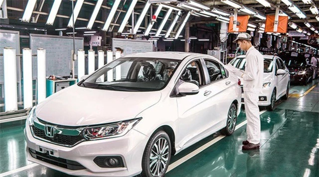 Doanh số bán xe mới của Việt Nam năm 2020 có thể giảm trên 20% - Ảnh 1.
