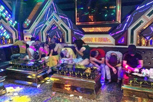 Quảng Bình: Bắt quả tang 20 nam, nữ thanh niên sử dụng ma túy trái phép tại karaoke Thiên Đường