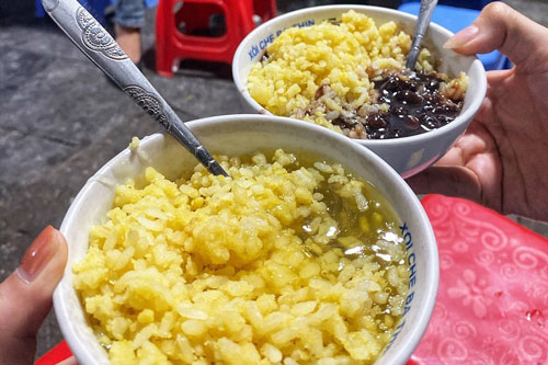 5 hàng xôi chè hút khách ở Hà Nội