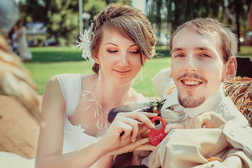 Cô gái vượt 3.000 km cưới chồng teo cơ, có cuộc sống viên mãn