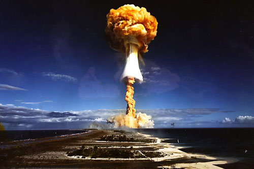 Chùm ảnh về các vụ thử bom hạt nhân khủng khiếp của Mỹ và Pháp sau năm 1946