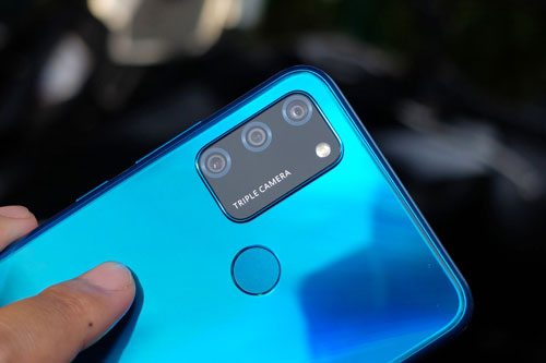 Smartphone camera kép, RAM 4 GB, pin 5.000 mAh, giá 2,99 triệu đồng