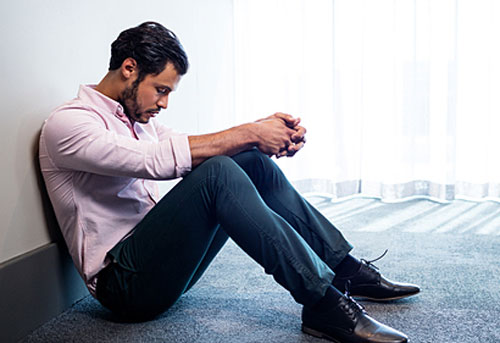 Bạn gái bắt tôi cho tiền mua xe SH