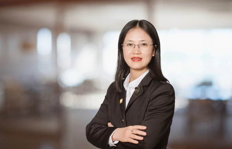 Bà Đỗ Thu Hằng – Giám đốc bộ phận nghiên cứu.
