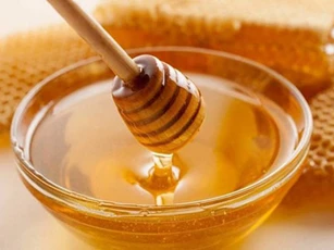 Sử dụng mật ong thế này giúp phòng chống ung thư rất tốt, uống vào sống khỏe đến già