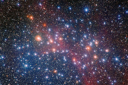 Phát hiện ngôi sao khổng lồ, 'già' gần bằng vũ trụ