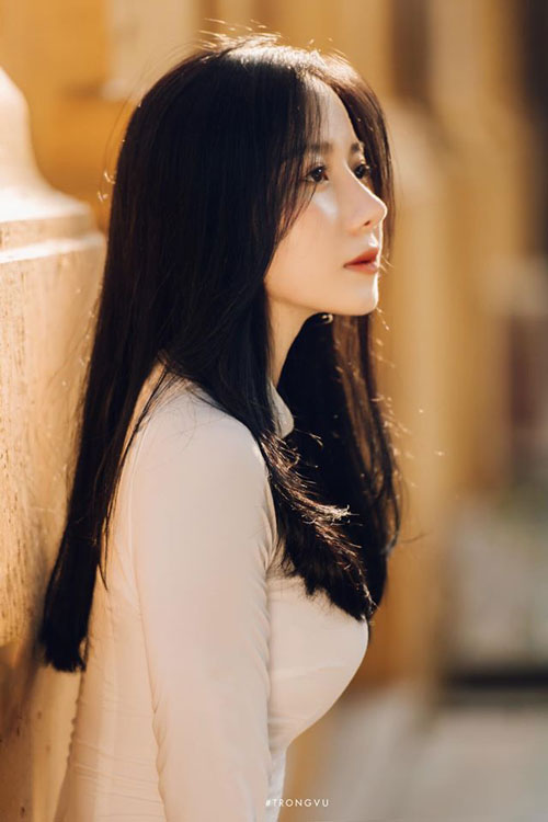 Chiêm ngưỡng nhan sắc cực phẩm của nữ sinh sở hữu “góc nghiêng thần thánh”, "hót" nhất nhì mạng xã hội Việt