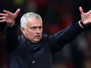 Bị chế giễu, Mourinho "phản đòn" Arsenal
