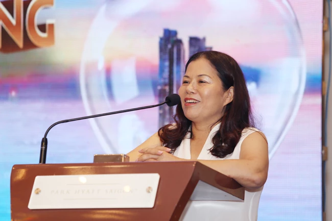 Bà Nguyễn Thị Minh Phượng, Tổng Giám đốc PPC An Thịnh, chia sẻ tại lễ kí kết đại lý chiến lược dự án Wyndham Soleil Danang