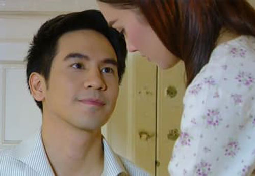 Hễ đòi ly hôn chồng lại đưa cho tôi một số tiền lớn, cố nhắm mắt chung giường đến ngày quyết ra tòa thì điều bất ngờ xảy ra