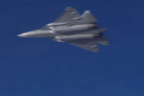 Su-57 của Nga đã thử nghiệm khả năng bắt radar với tiêm kích tàng hình F-35 của Mỹ? Ảnh: RIA Novosti.