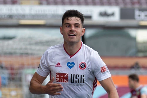 Hậu vệ: John Egan (Sheff Utd).