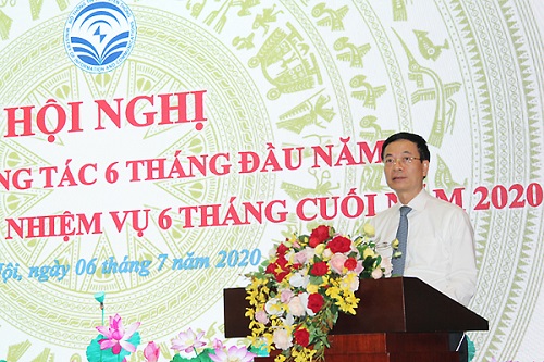 Bộ trưởng Nguyễn Mạnh Hùng: 6 định hướng, 8 việc lớn và tận dụng 10 cơ hội mà Covid-19 mang đến cho ngành ICT 