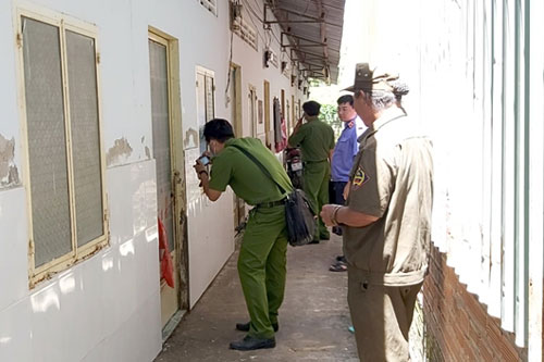 Mỹ Tho: Người đàn ông treo cổ chết trong phòng trọ