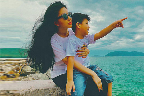 Hoa hậu Loan Vương được nuôi con sau 3 năm ly hôn