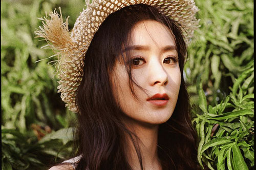 Những ngôi sao Cbiz trả ơn người giúp đỡ mình: Người làm từ thiện, kẻ "lấy thân báo đáp"