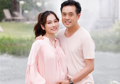 Hé lộ giới tính những cặp song thai chuẩn bị chào đời của showbiz Việt