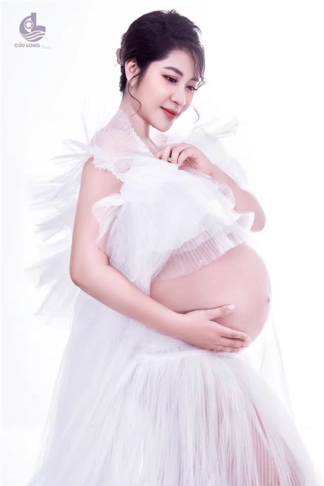 Hé lộ giới tính những cặp song thai chuẩn bị chào đời của showbiz Việt - Ảnh 8