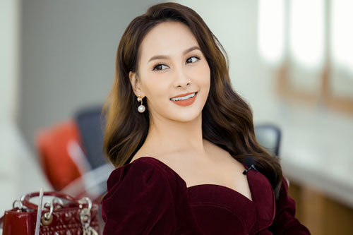 Bảo Thanh dừng đóng phim để sinh con