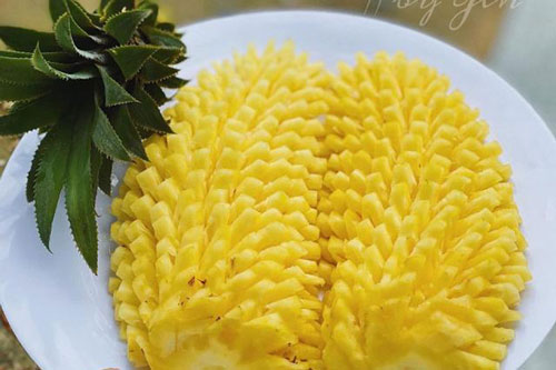 Học cách gọt dứa "thời thượng" này, đảm bảo ai cũng mê