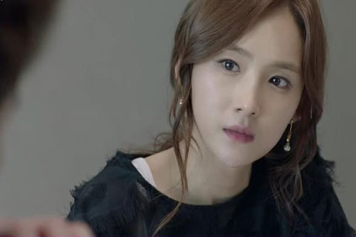 Tin lời hàng xóm, chồng bắt đưa con đi kiểm tra ADN, quá uất ức tôi đã lấy máu của mình để cho anh mang đi xét nghiệm