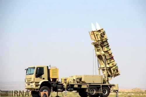 Hệ thống tên lửa phòng không tầm trung Khodad 15 của Iran. Ảnh: IRNA.