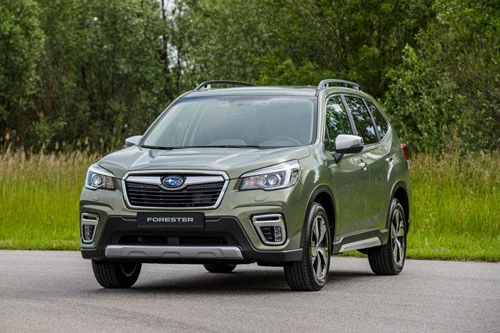 3. Subaru Forester (doanh số: 19.490 chiếc).