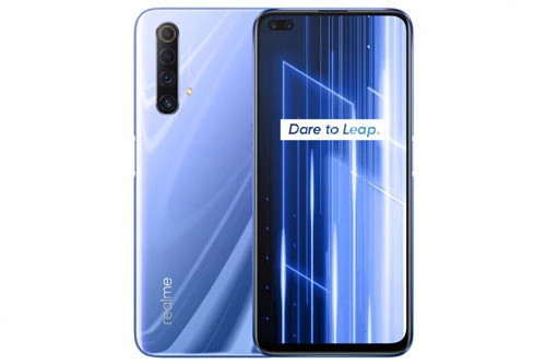  “Trái tim” của Realme X50 5G là vi xử lý Qualcomm Snapdragon 765G (7 nm). Vi xử lý này có 8 nhân, xung nhịp tối đa 2,4 GHz, GPU Adreno 620, tích hợp modem thu sóng 5G. RAM 6 hoặc 8 GB đi kèm bộ nhớ trong 128 GB, không có khay cắm thẻ microSD nhưng chưa rõ dung lượng tối đa. Hệ điều hành Android 10.0, được tùy biến trên giao diện Realme UI.