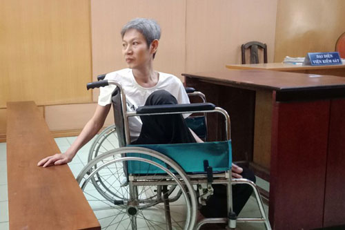 Mang mã tấu đi giải quyết mâu thuẫn nhưng chém nhầm người