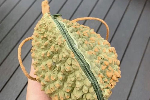 Túi xách, móc khóa sầu riêng 'độc, lạ' khiến dân mạng 'phát cuồng'