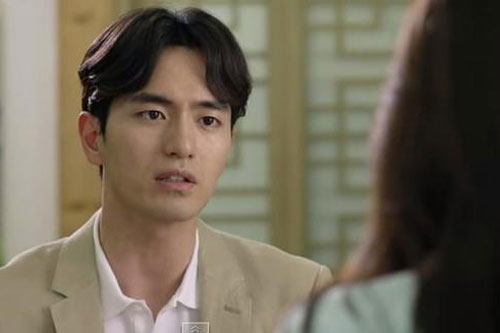 Đi du lịch cùng công ty về, tôi bị chồng đuổi ra khỏi nhà vì lý do không ngờ