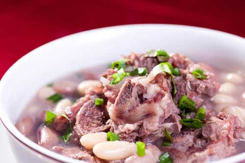 Nấu nước hầm xương cho bé là mẹ đang hại trẻ mà chẳng ai ngờ tới