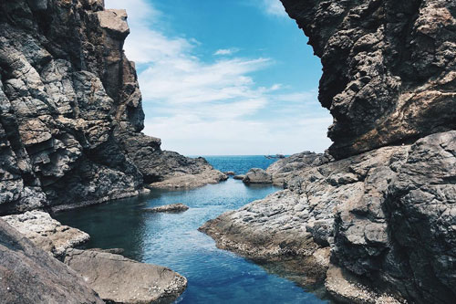 3 hồ bơi tự nhiên giữa biển ở Việt Nam