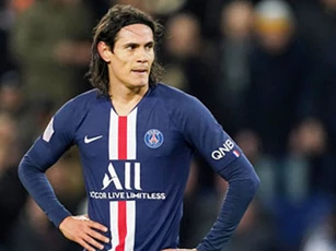 Cavani bơ vơ, chưa biết về đâu