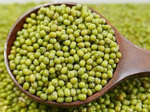 Rang đậu xanh lên rồi uống theo cách này, bao nhiêu sắc tố đen, sạm đều mờ đi chỉ trong 10 ngày