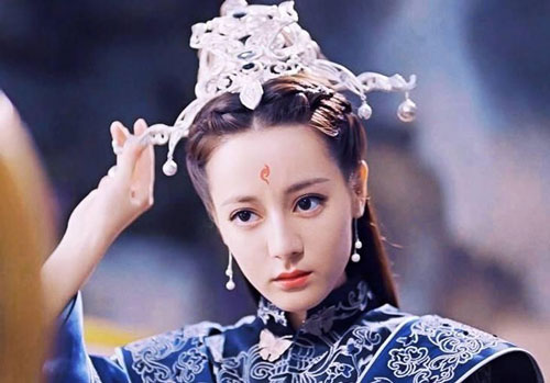 Chỉ số truyền thông nửa đầu năm 2020 của minh tinh Hoa Ngữ: Là sao nữ duy nhất trong top 5 nhưng Địch Lệ Nhiệt Ba lại dẫn đầu danh sách