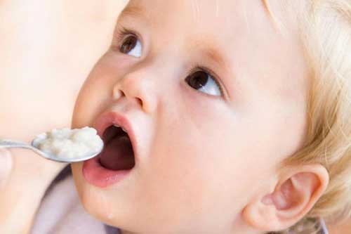 Thời điểm "vàng" để cai sữa cho trẻ mẹ nào cũng nên biết