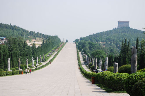 Ly kỳ 4 lăng mộ đế vương nhiều cạm bẫy nhất lịch sử Trung Quốc còn tồn tại đến nay