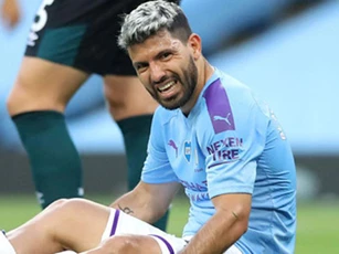 Aguero lỡ đại chiến với Real Madrid