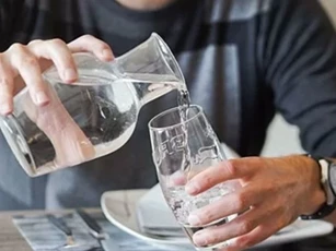 5 thời điểm dù khát cũng không nên uống nước, tránh rước bệnh hại thân