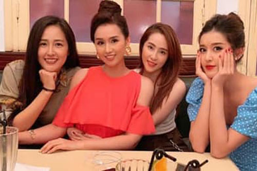 Giữa ồn ào 'nghỉ chơi', Huyền My gia nhập hội bạn Mai Phương Thuý