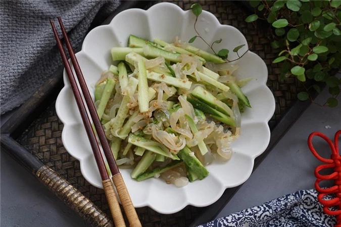Trời nắng ăn gỏi sứa trộn chua ngọt là hợp lý nhất - Ảnh 5. Trời nắng ăn gỏi sứa trộn chua ngọt là hợp lý nhất - Ảnh 5.
