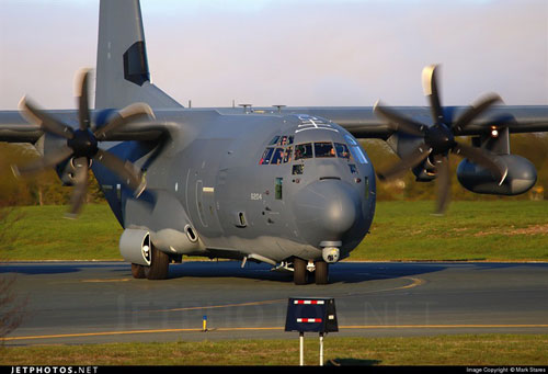 Mỹ tích hợp cả EW và vũ khí laser cho AC-130J