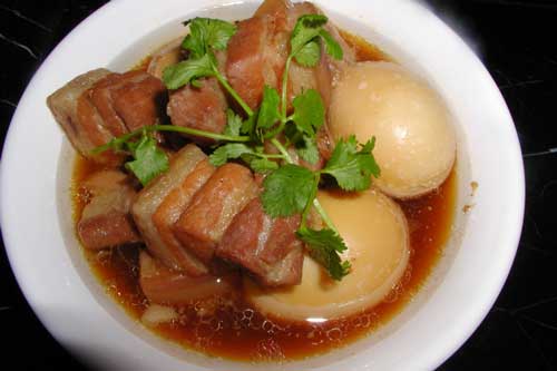 Cách nấu món thịt kho tàu chuẩn nhất khiến cả nhà đều mê mẩn